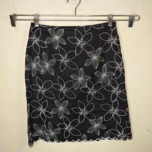 Grace Essentials Floral Embroidered Linen Skirt